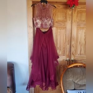 Size 13 Blondie Nights Stunning Formal Gown